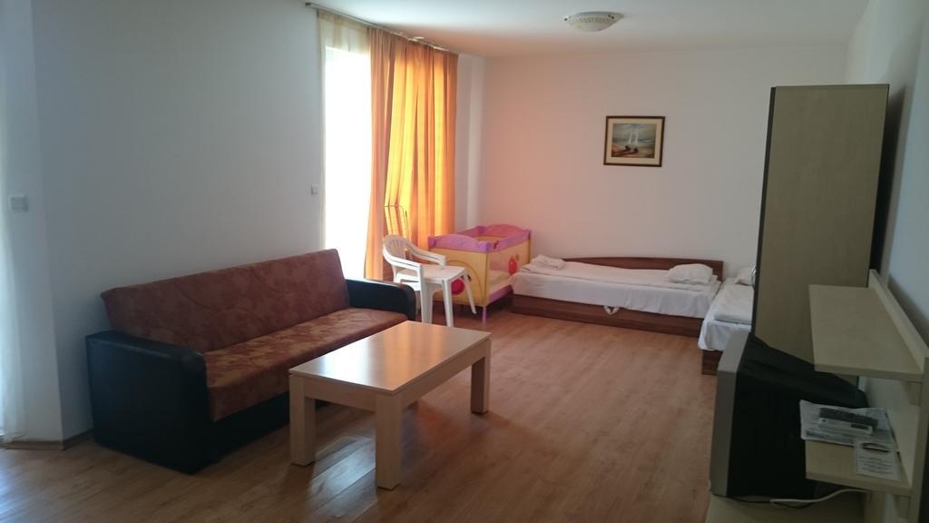 Yassen Holiday Village Сонячний Берег Екстер'єр фото